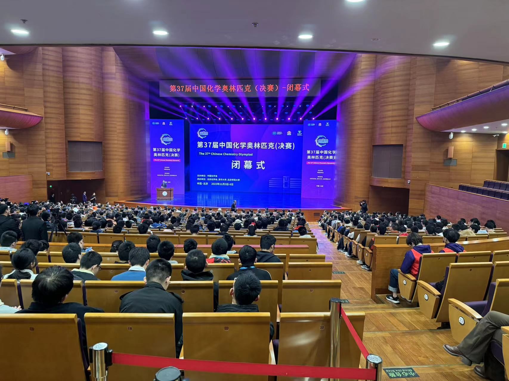 1699516005215102npL8.jpg 1.jpg