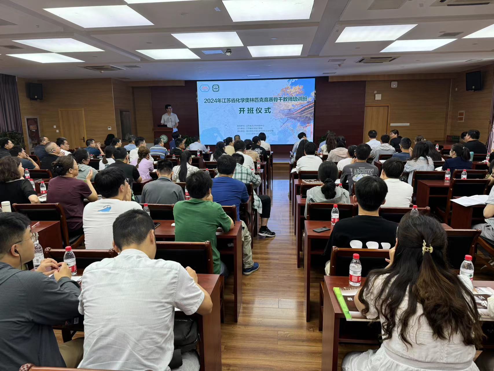 1762302905779631nWmi.jpg f225268b10680e359bb81ef5de18bd5a_wKjI-2aZzvKAffSxAASjRzE6nhY178.jpg